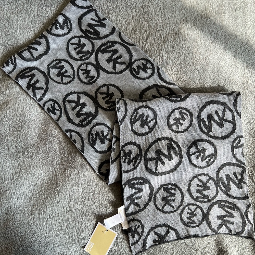 Michael Kors Scarf